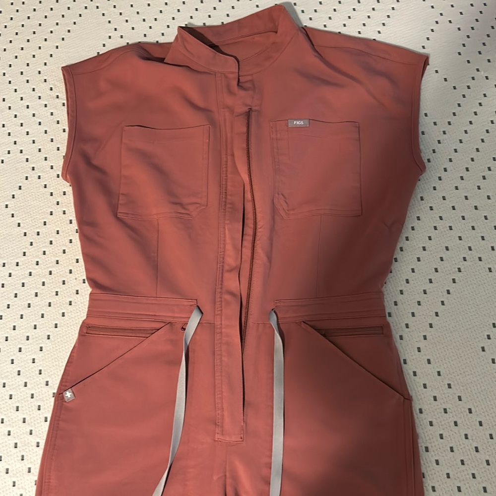 Figs mauve color jumpsuit size S